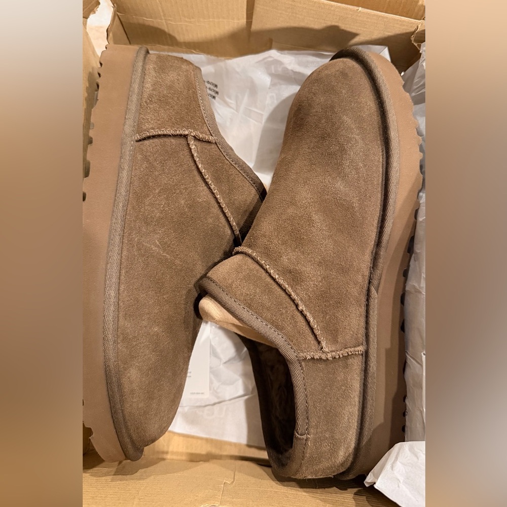 UGG classic slipper